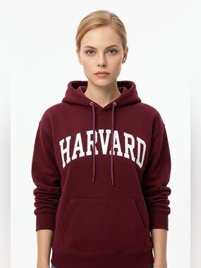 Thick and oversized Harvard printed hoodie